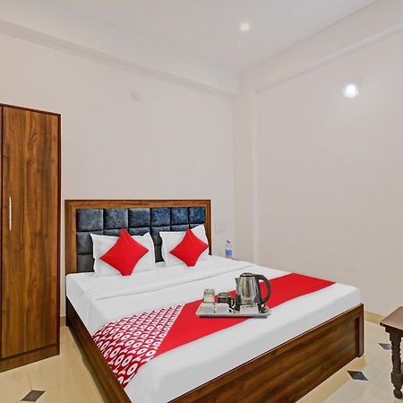 Hotel O Padharo Saa Udaipur Exteriör bild