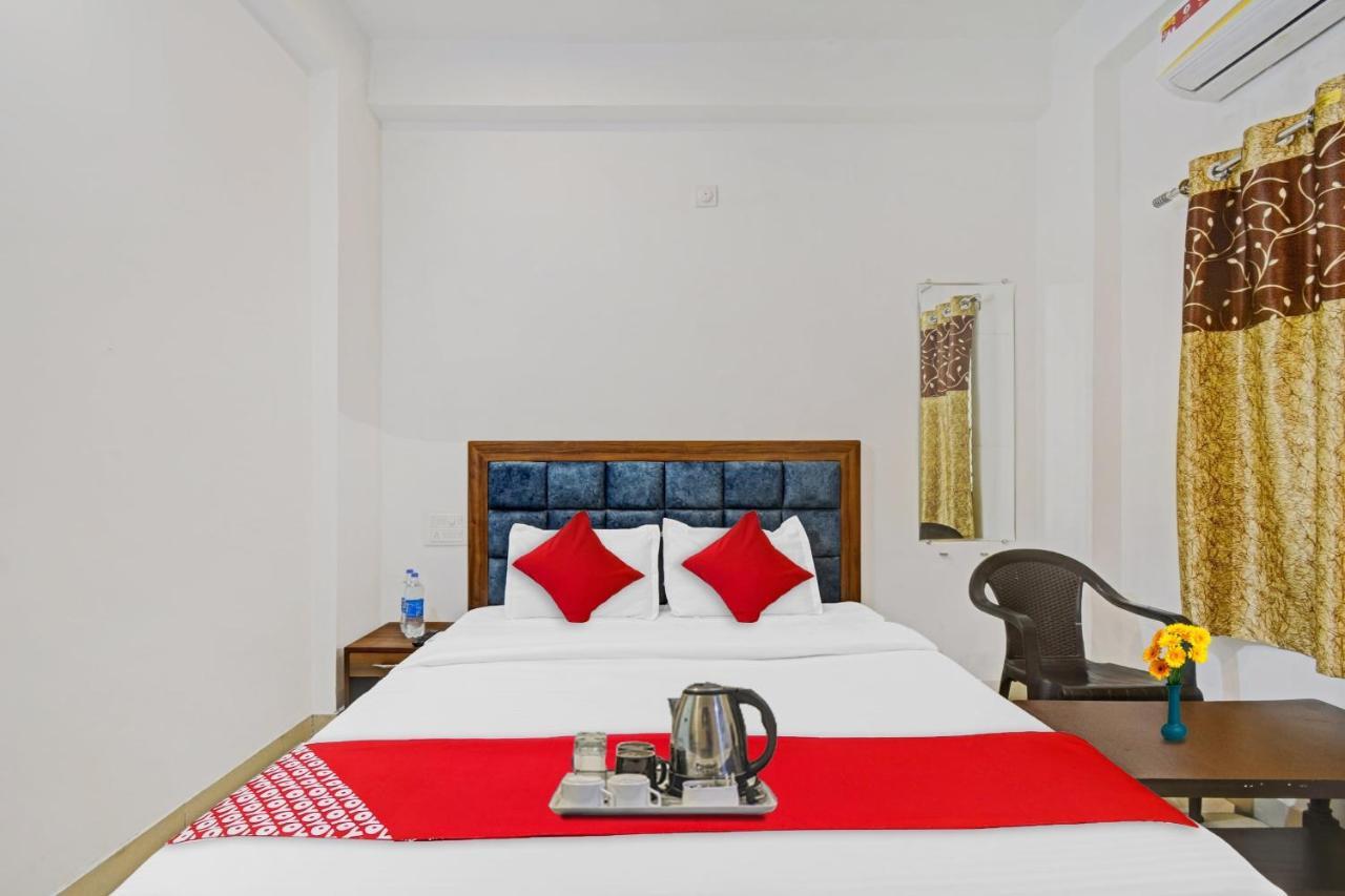 Hotel O Padharo Saa Udaipur Exteriör bild