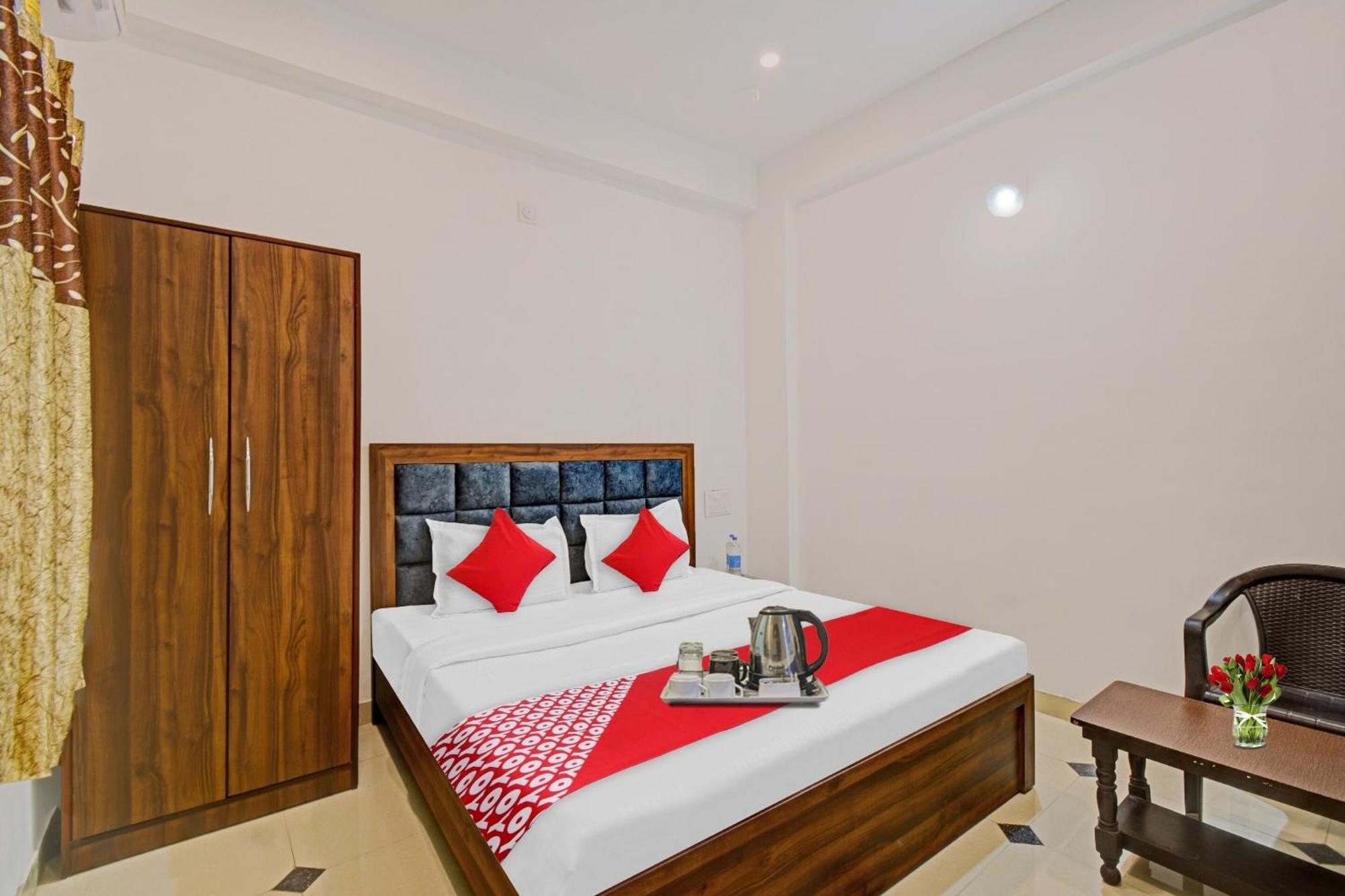 Hotel O Padharo Saa Udaipur Exteriör bild