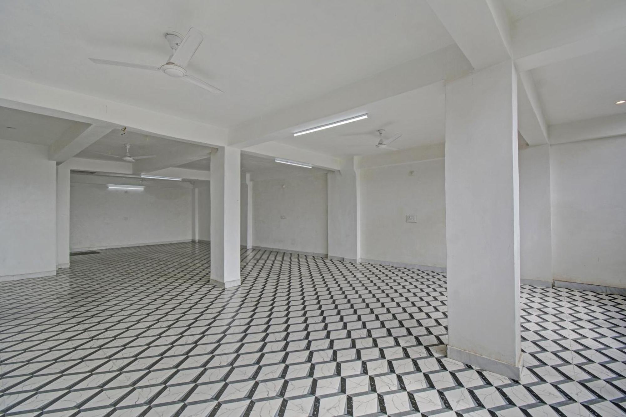 Hotel O Padharo Saa Udaipur Exteriör bild