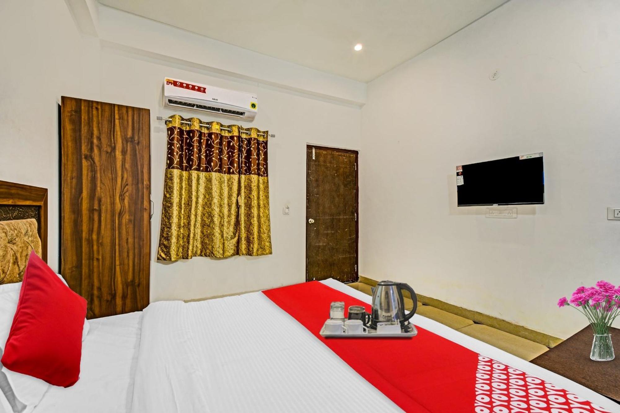 Hotel O Padharo Saa Udaipur Exteriör bild